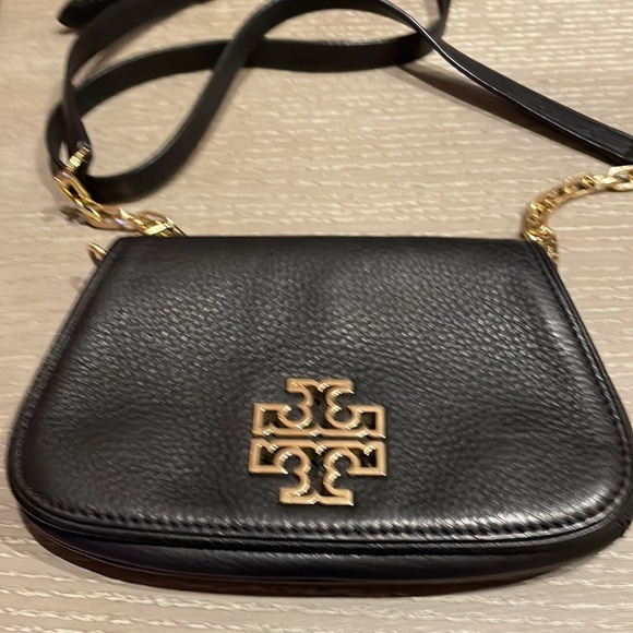 black bag - Picture 2 of 6